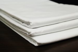 LINEN T200: Cubrecolchón Unipersonal 39"x80"x12" Blanco