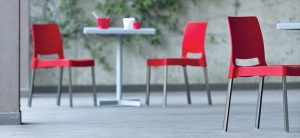 Silla modelo JOI apilable COLOR RO (ROJO)