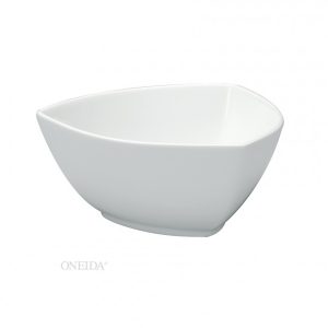 BUFFALO: Tazón Triangular de Porcelana Blanco de 30.75 Onzas